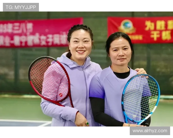 南京网球队配合问题引发热议球员间默契与战术选择成焦点