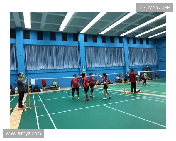 深圳羽毛球队心理素质揭秘：如何在比赛中保持冷静与专注