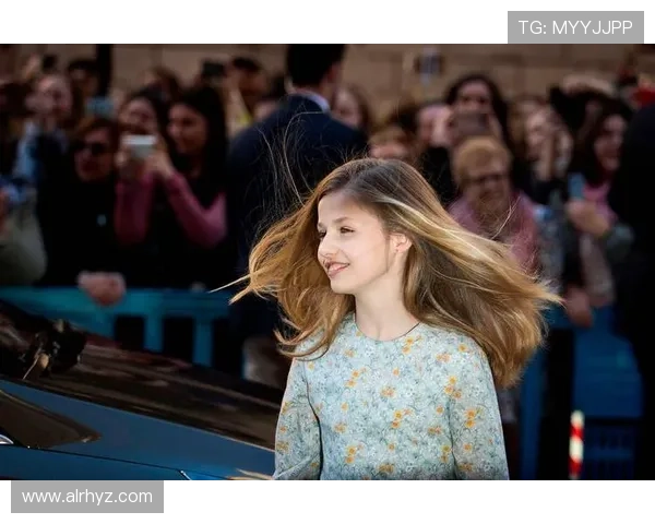 西班牙公主心系足球明星的秘密爱情故事揭晓 西班牙公主心系足球明星的秘密爱情故事揭晓